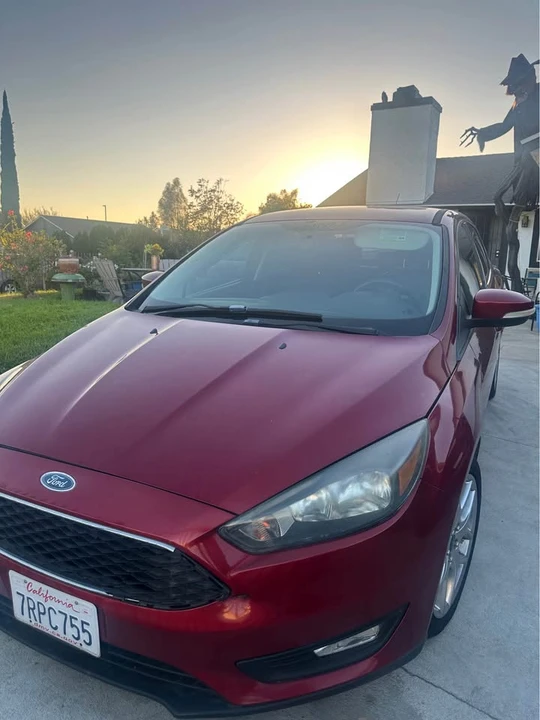 2015 Ford Focus 3rd Gen - Image 2 of 9