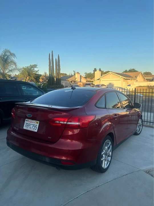 2015 Ford Focus 3rd Gen - Image 6 of 9