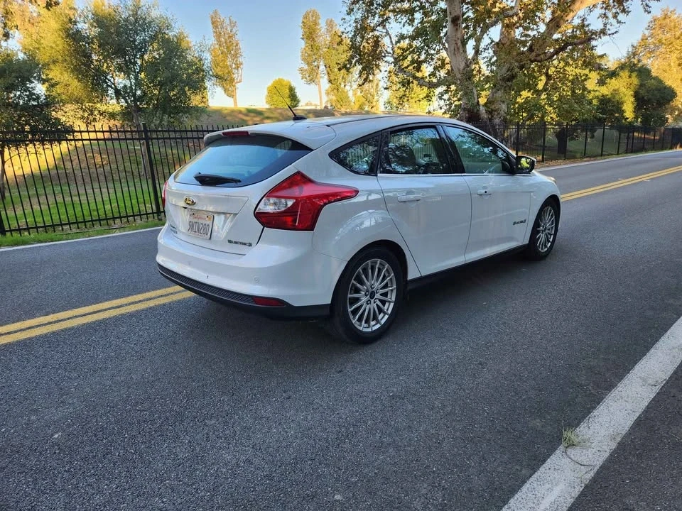 2015 Ford Focus 3rd Gen - Image 4 of 6