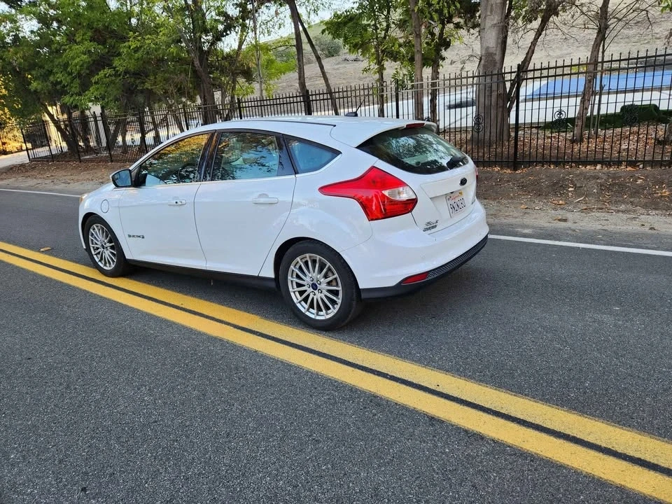 2015 Ford Focus 3rd Gen - Image 5 of 6