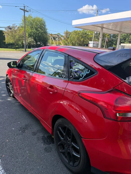 2015 Ford Focus 3rd Gen - Image 5 of 10