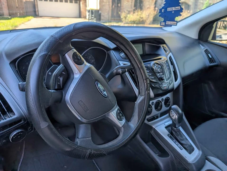 2015 Ford Focus 3rd Gen - Image 10 of 11