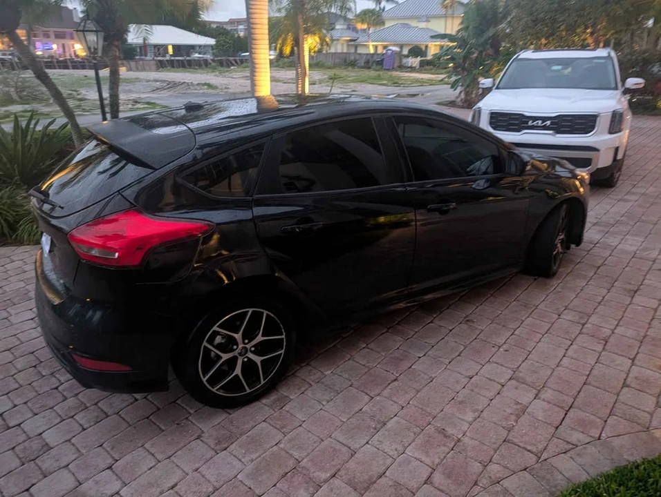 2015 Ford Focus 3rd Gen - Image 3 of 3