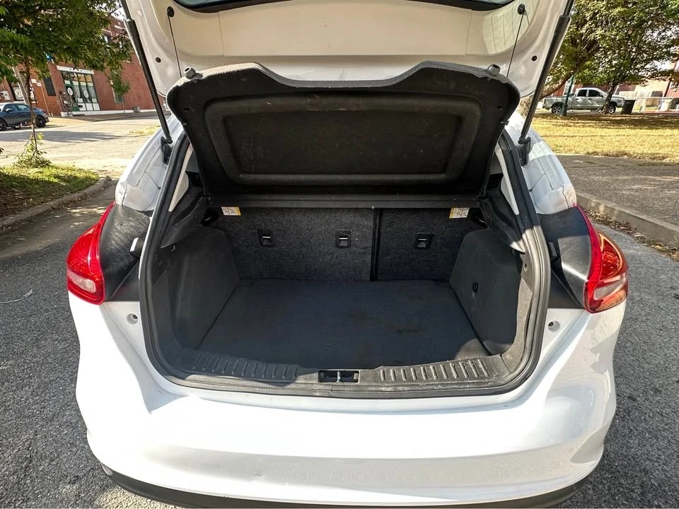 2015 Ford Focus 3rd Gen - Image 9 of 15