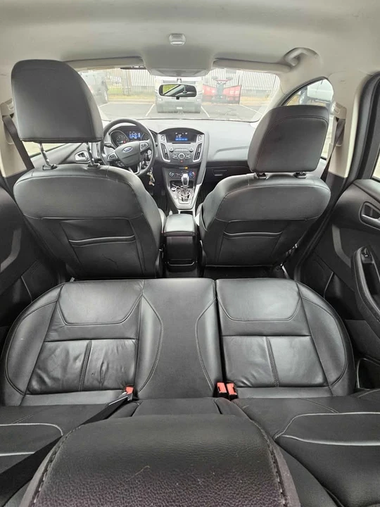 2015 Ford Focus 3rd Gen - Image 10 of 11