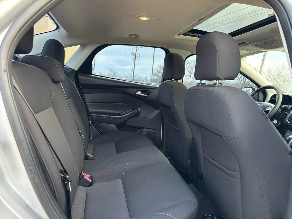 2015 Ford Focus 3rd Gen - Image 9 of 13