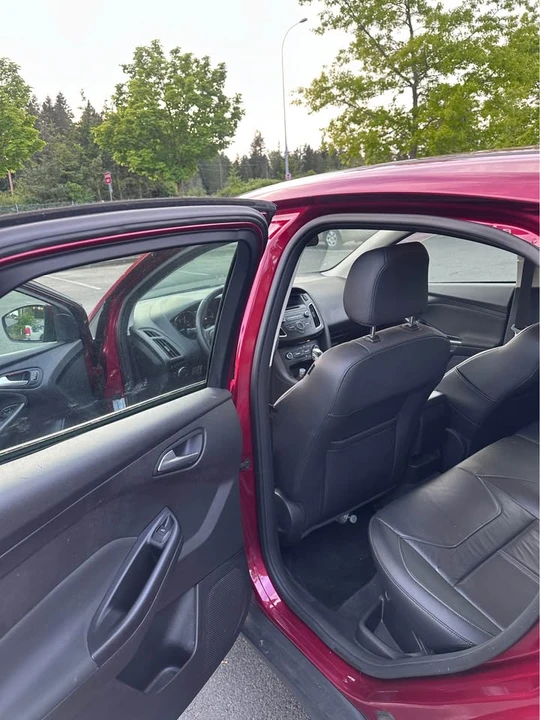 2015 Ford Focus 3rd Gen - Image 8 of 13