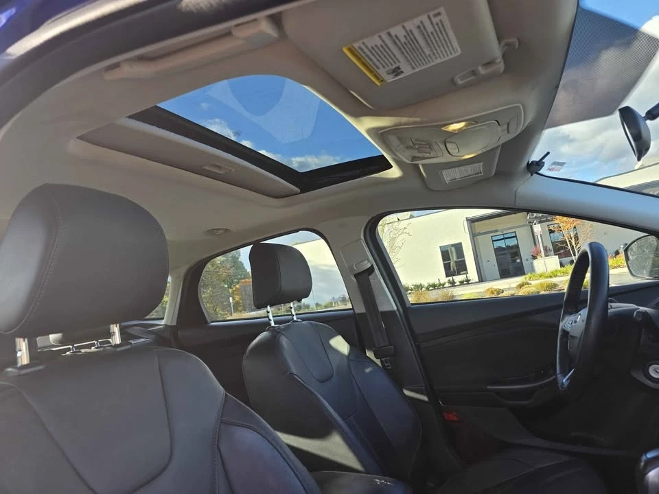 2015 Ford Focus 3rd Gen - Image 9 of 11