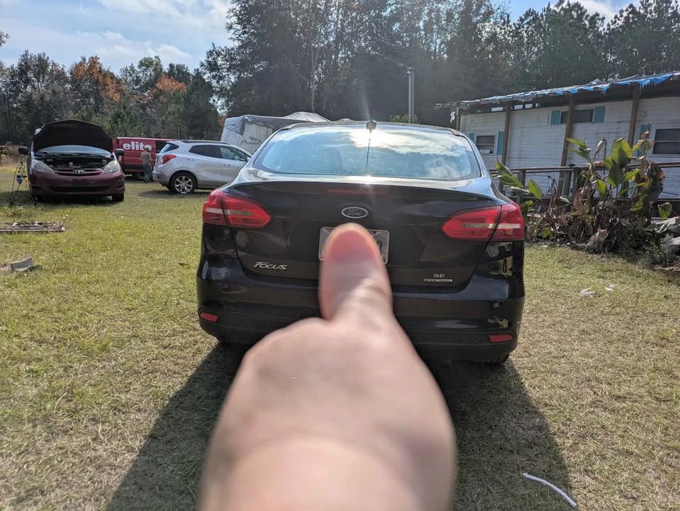2015 Ford Focus 3rd Gen - Image 2 of 8