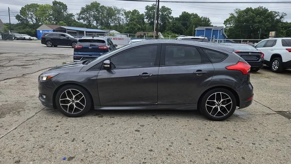 2015 Ford Focus 3rd Gen - Image 2 of 19
