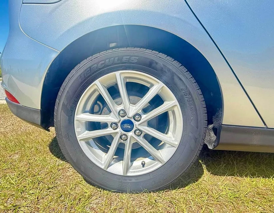 2015 Ford Focus 3rd Gen - Image 12 of 13