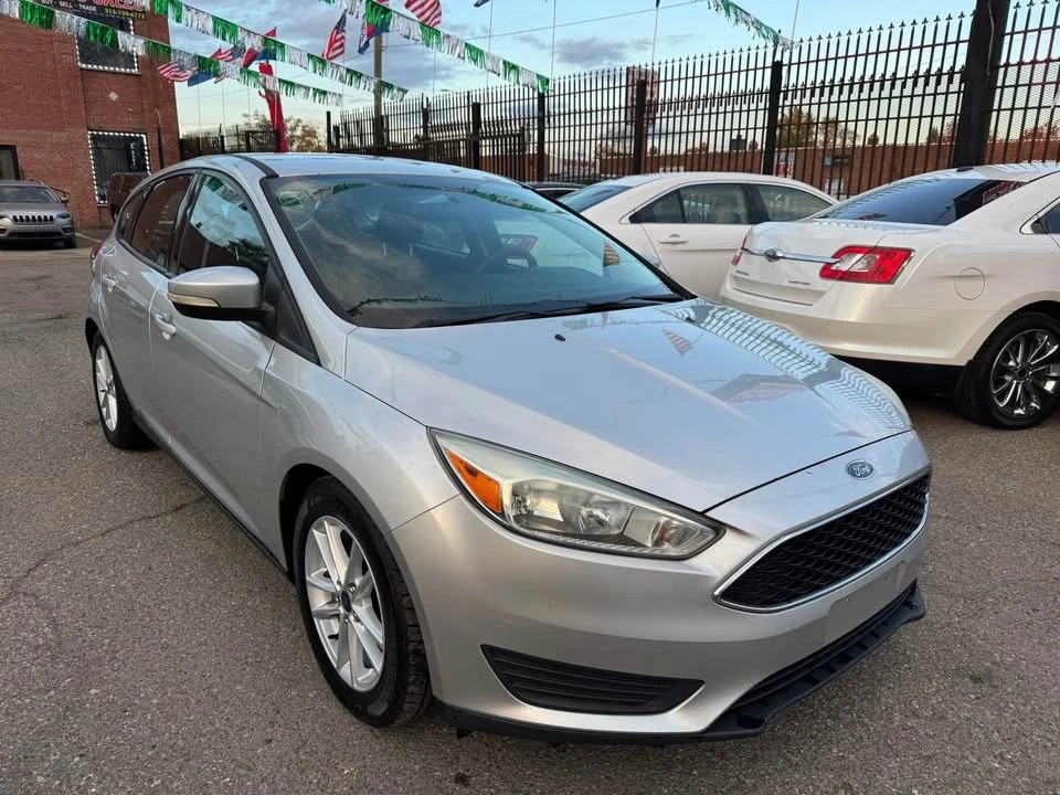 2015 Ford Focus 3rd Gen - Image 2 of 8