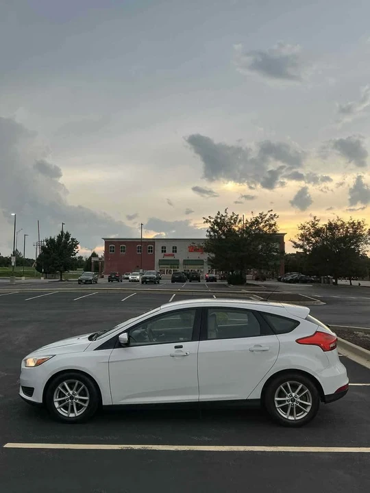 2015 Ford Focus 3rd Gen - Image 6 of 17