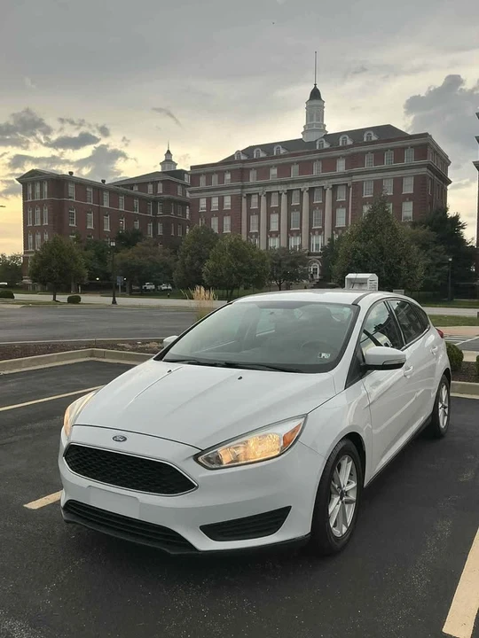 2015 Ford Focus 3rd Gen - Image 2 of 17