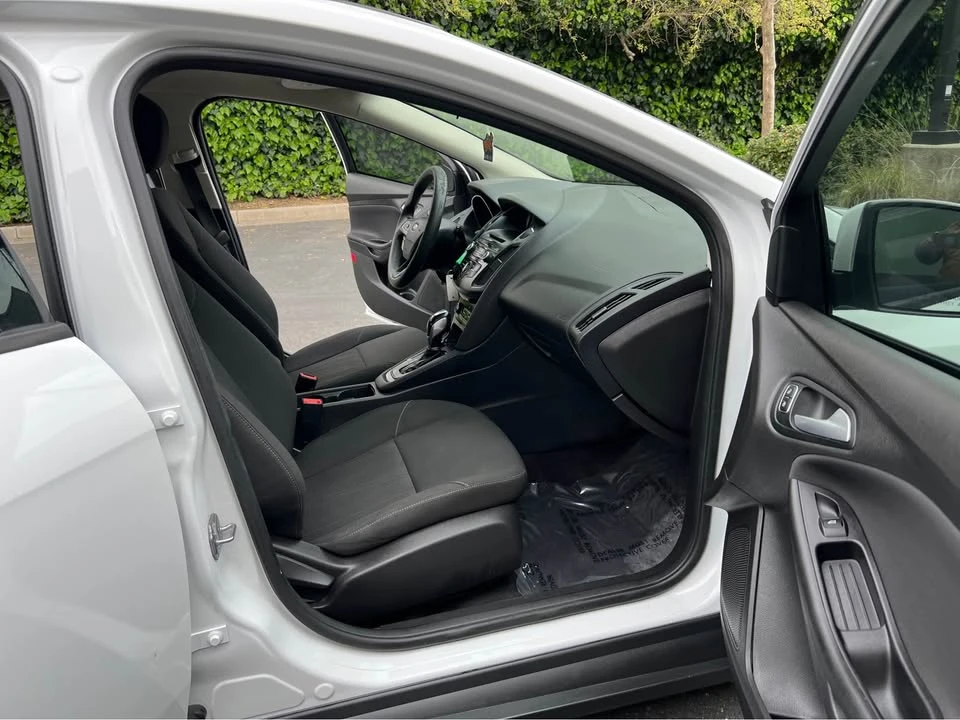 2015 Ford Focus 3rd Gen - Image 9 of 14