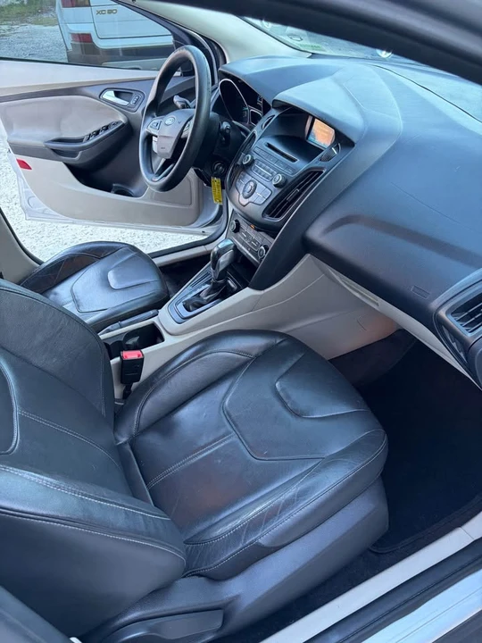 2015 Ford Focus 3rd Gen - Image 6 of 12