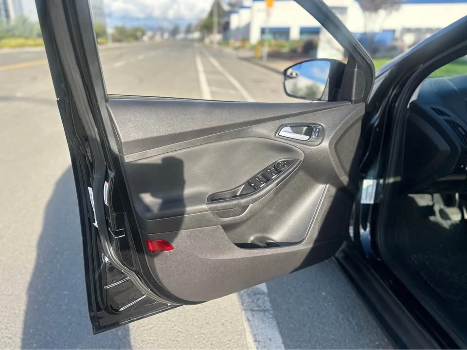 2015 Ford Focus 3rd Gen - Image 14 of 15