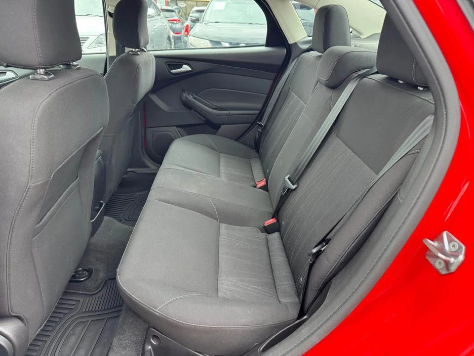 2015 Ford Focus 3rd Gen - Image 9 of 19