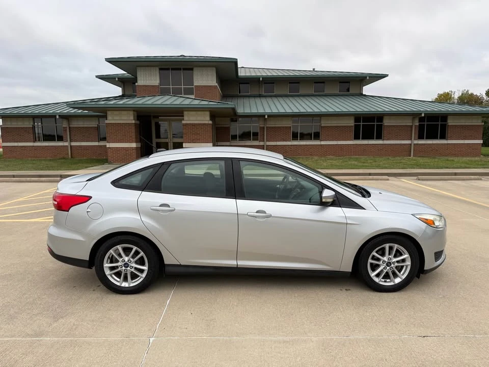 2015 Ford Focus 3rd Gen - Image 4 of 16