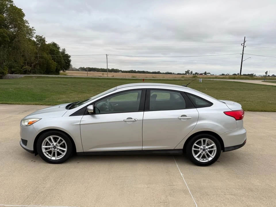 2015 Ford Focus 3rd Gen - Image 5 of 16