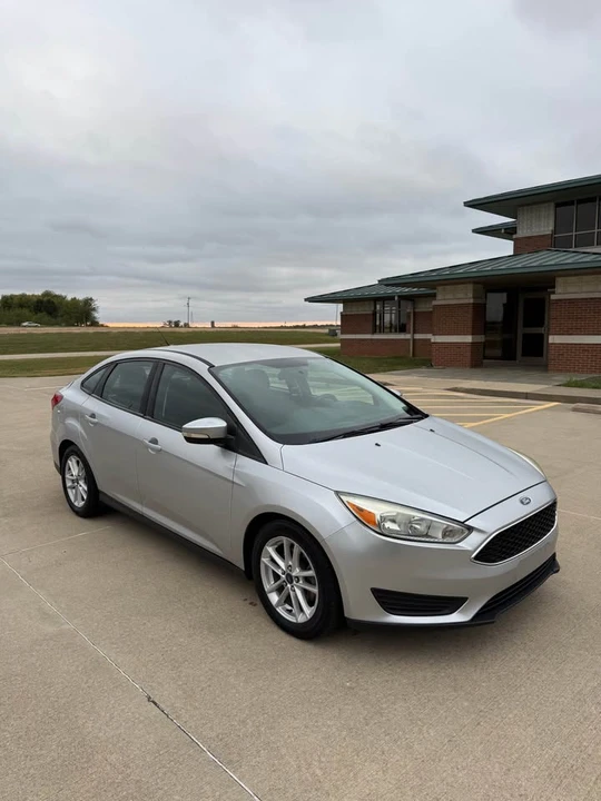 2015 Ford Focus 3rd Gen - Image 2 of 16
