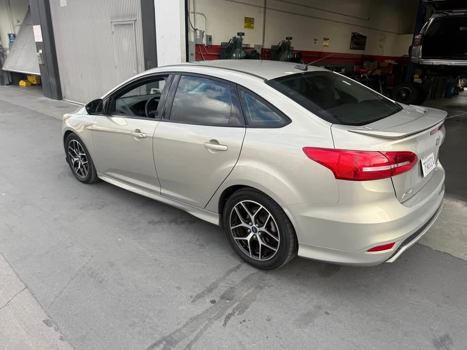 2015 Ford Focus 3rd Gen - Image 2 of 12