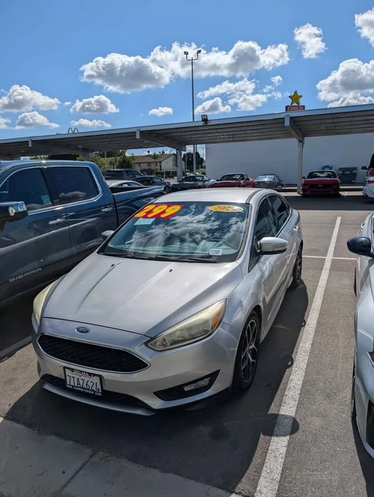 2015 Ford Focus 3rd Gen - Image 2 of 10