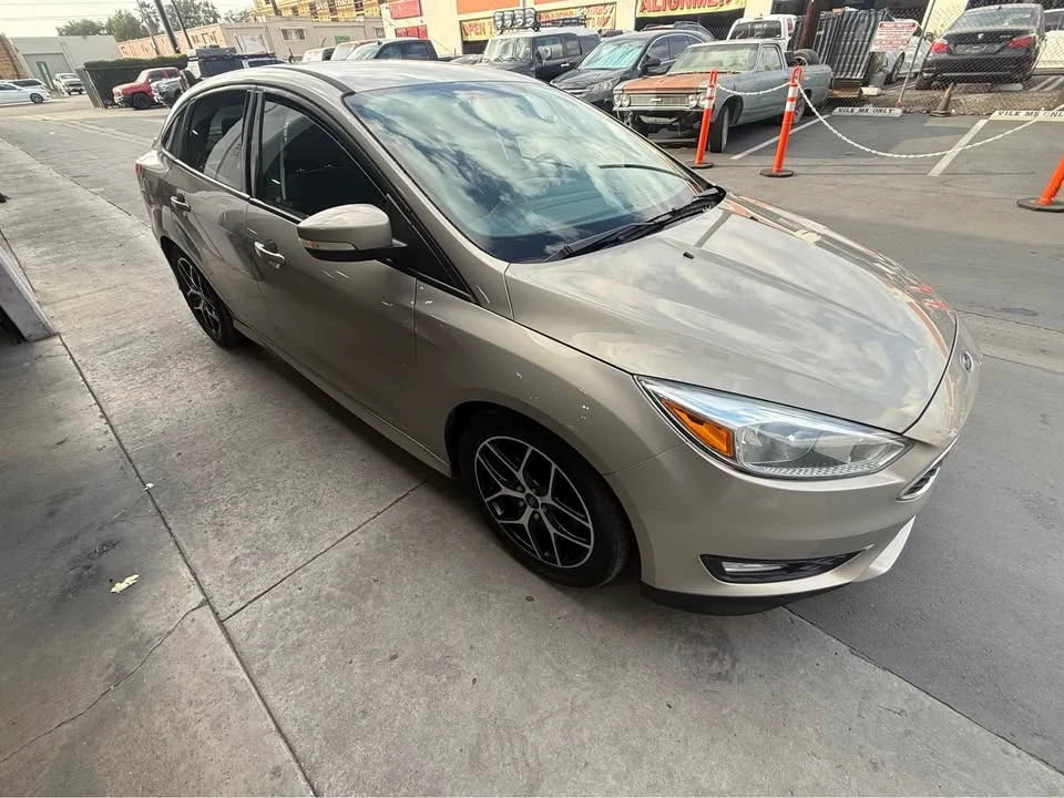 2015 Ford Focus 3rd Gen - Image 5 of 12