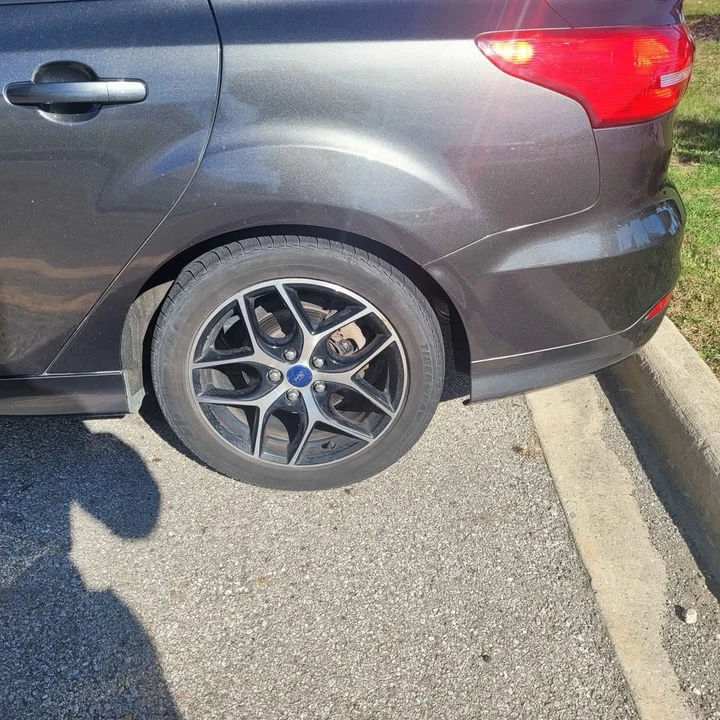 2015 Ford Focus 3rd Gen - Image 8 of 14