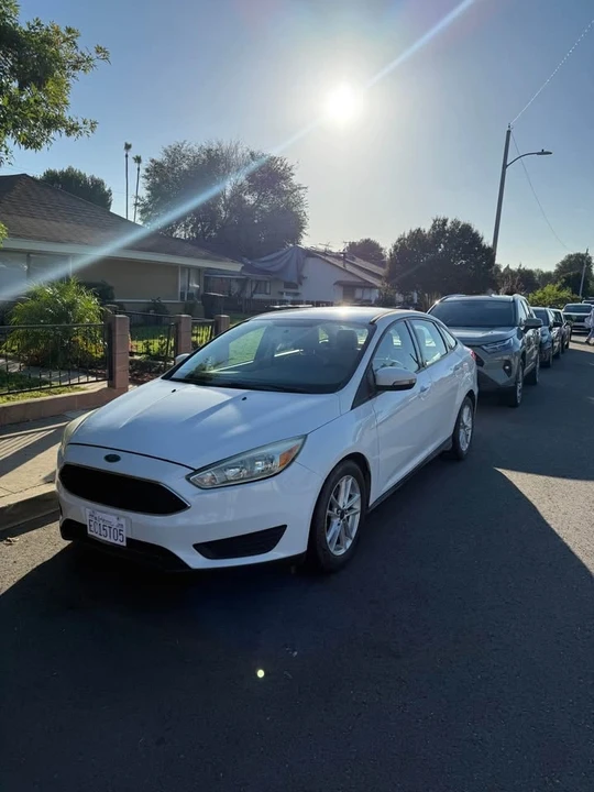 2015 Ford Focus 3rd Gen - Image 3 of 8