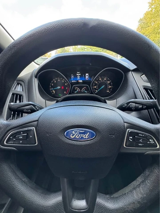 2015 Ford Focus 3rd Gen - Image 15 of 20