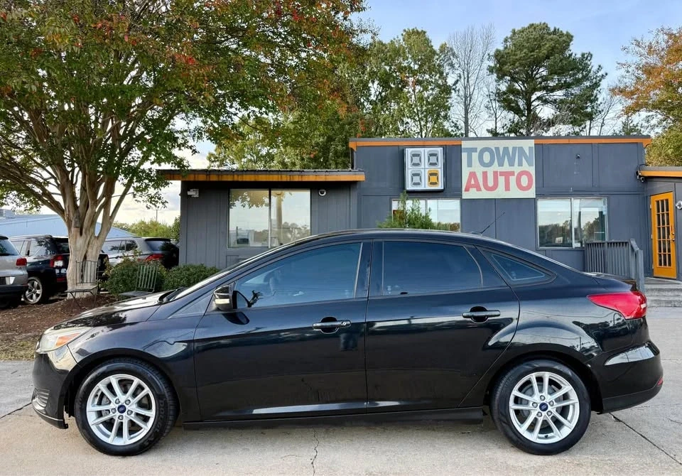 2015 Ford Focus 3rd Gen - Image 9 of 20