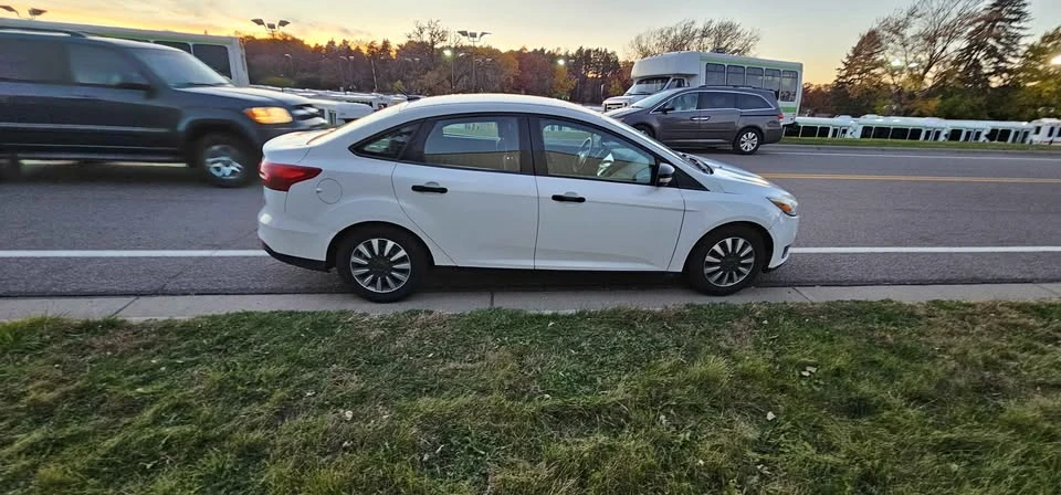 2015 Ford Focus 3rd Gen - Image 14 of 16
