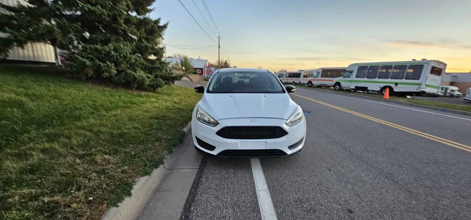 2015 Ford Focus 3rd Gen - Image 4 of 16