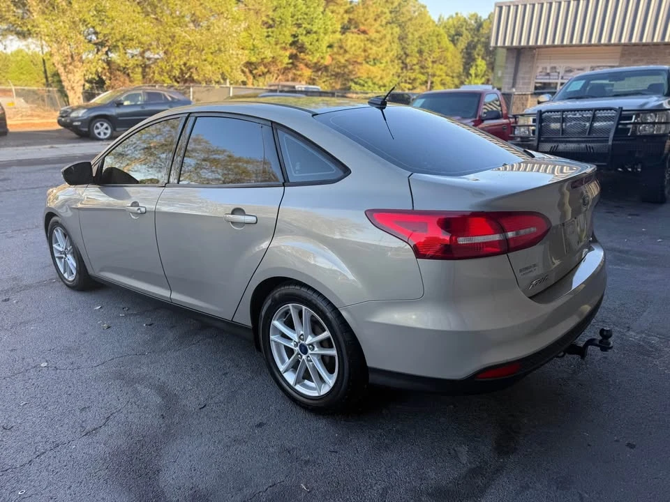 2015 Ford Focus 3rd Gen - Image 2 of 9