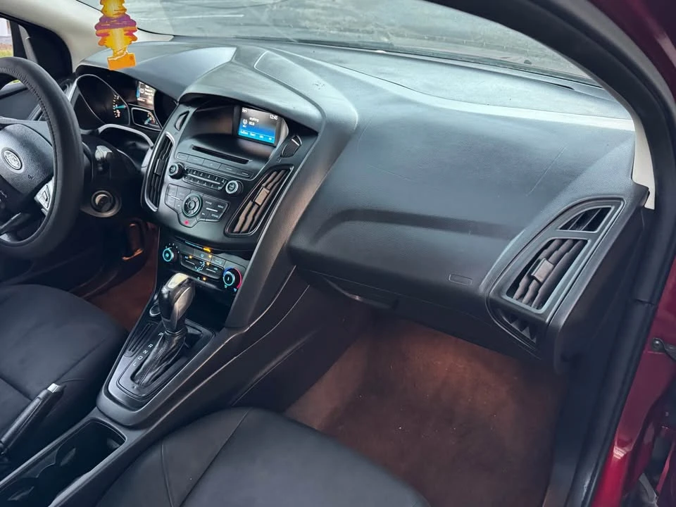 2015 Ford Focus 3rd Gen - Image 9 of 14