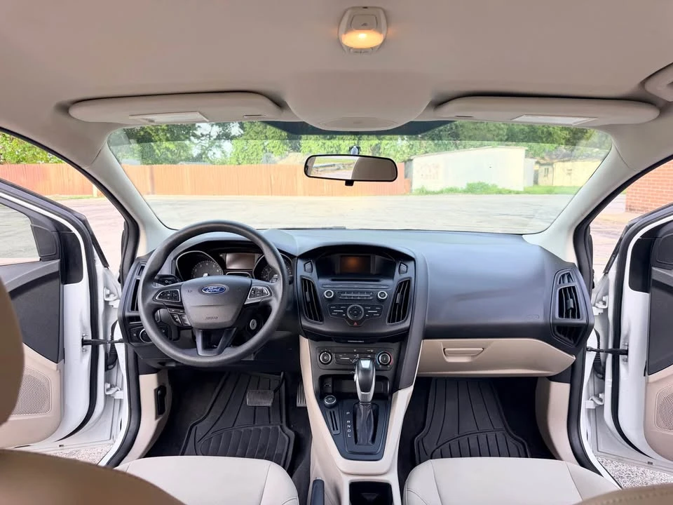 2015 Ford Focus 3rd Gen - Image 6 of 10