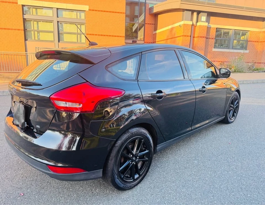 2015 Ford Focus 3rd Gen - Image 2 of 11