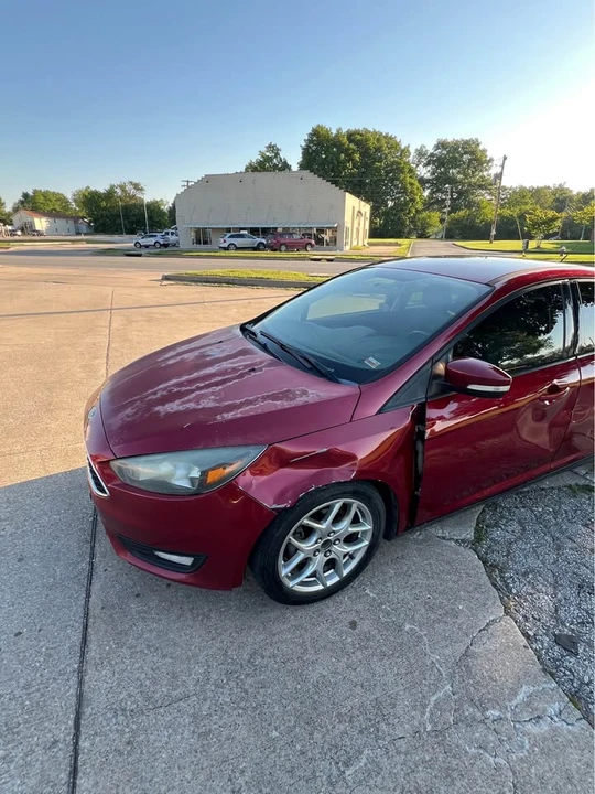 2015 Ford Focus 3rd Gen - Image 2 of 7