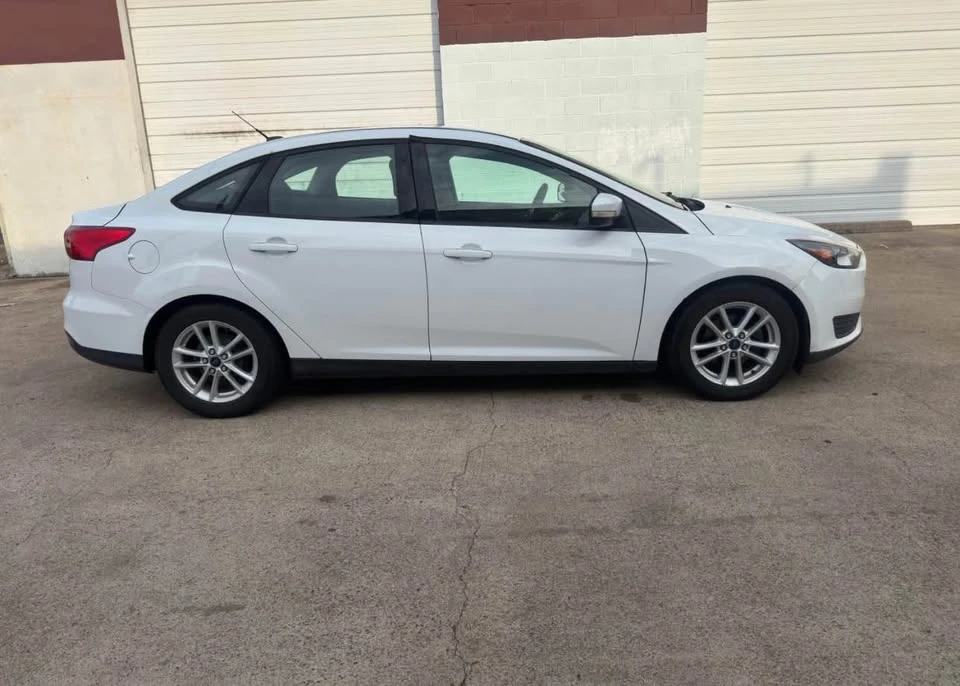 2015 Ford Focus 3rd Gen - Image 2 of 5