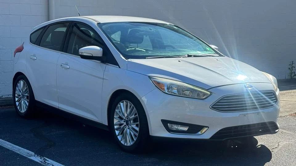 2015 Ford Focus 3rd Gen - Image 2 of 19