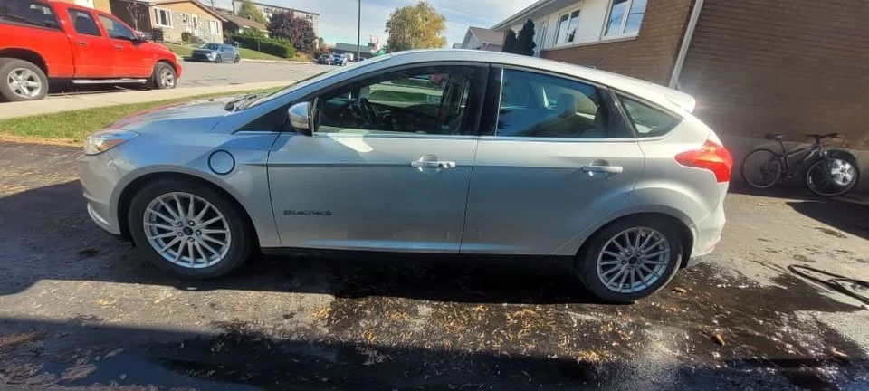 2015 Ford Focus 3rd Gen - Image 6 of 9