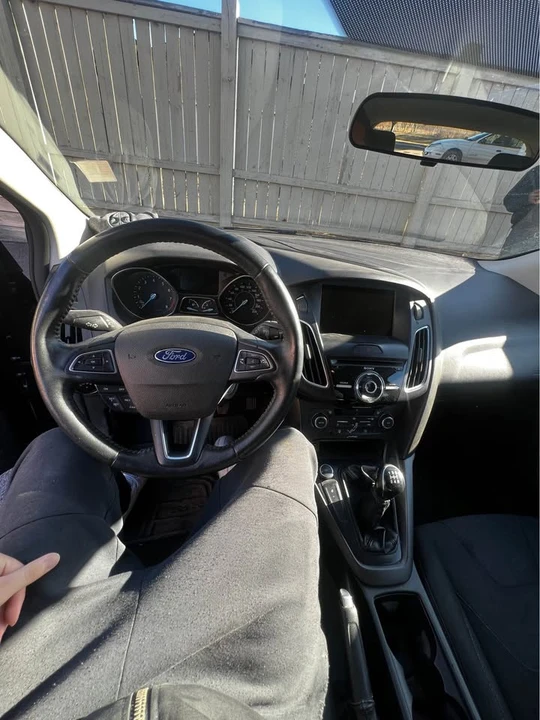 2015 Ford Focus 3rd Gen - Image 9 of 12