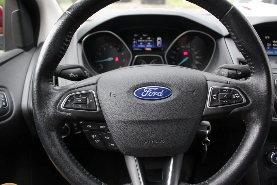 2015 Ford Focus 3rd Gen - Image 8 of 16