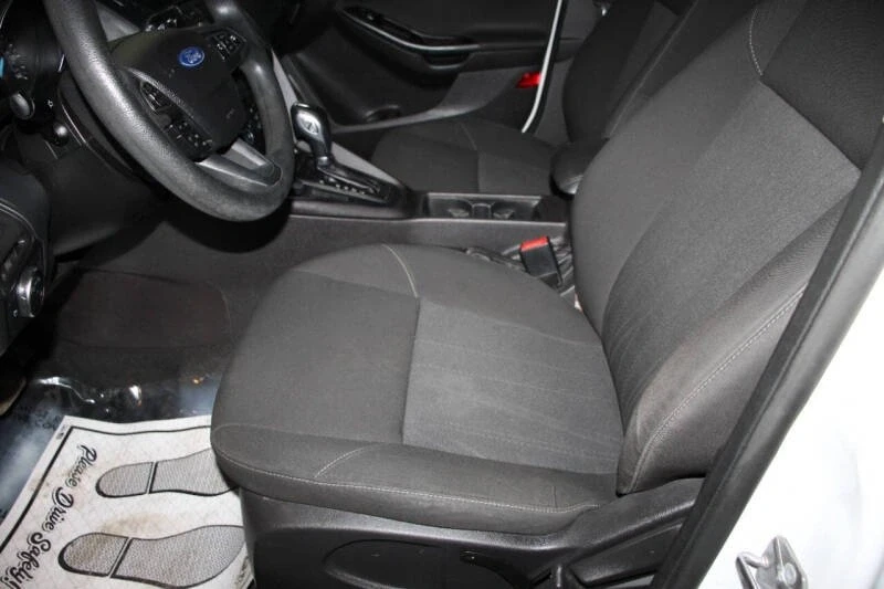 2015 Ford Focus 3rd Gen - Image 9 of 19