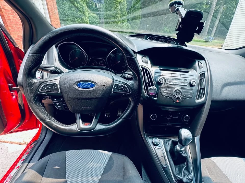 2015 Ford Focus 3rd Gen - Image 15 of 15