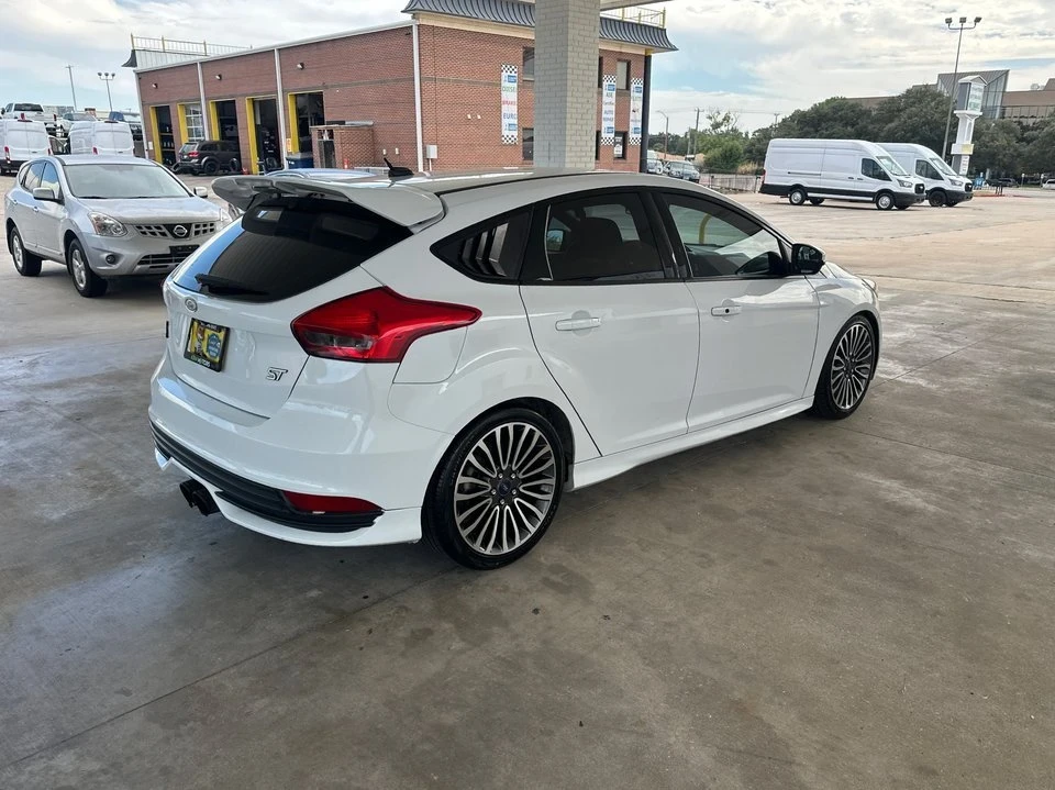 2015 Ford Focus 3rd Gen - Image 5 of 19