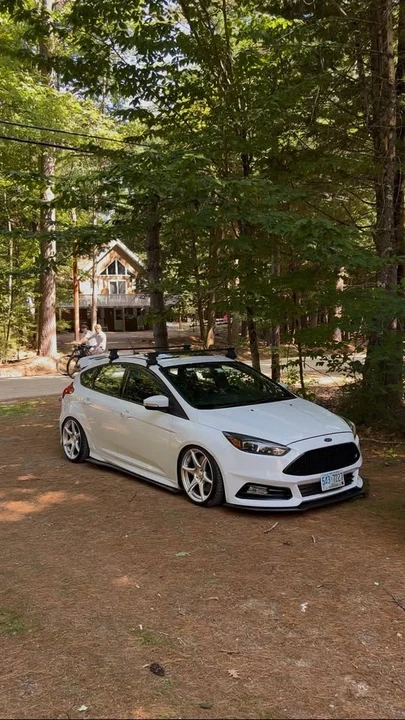 2015 Ford Focus 3rd Gen - Image 2 of 8