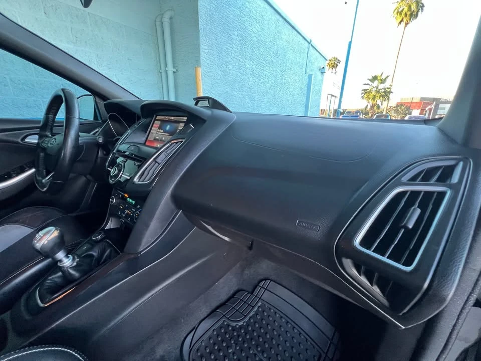 2015 Ford Focus 3rd Gen - Image 15 of 18