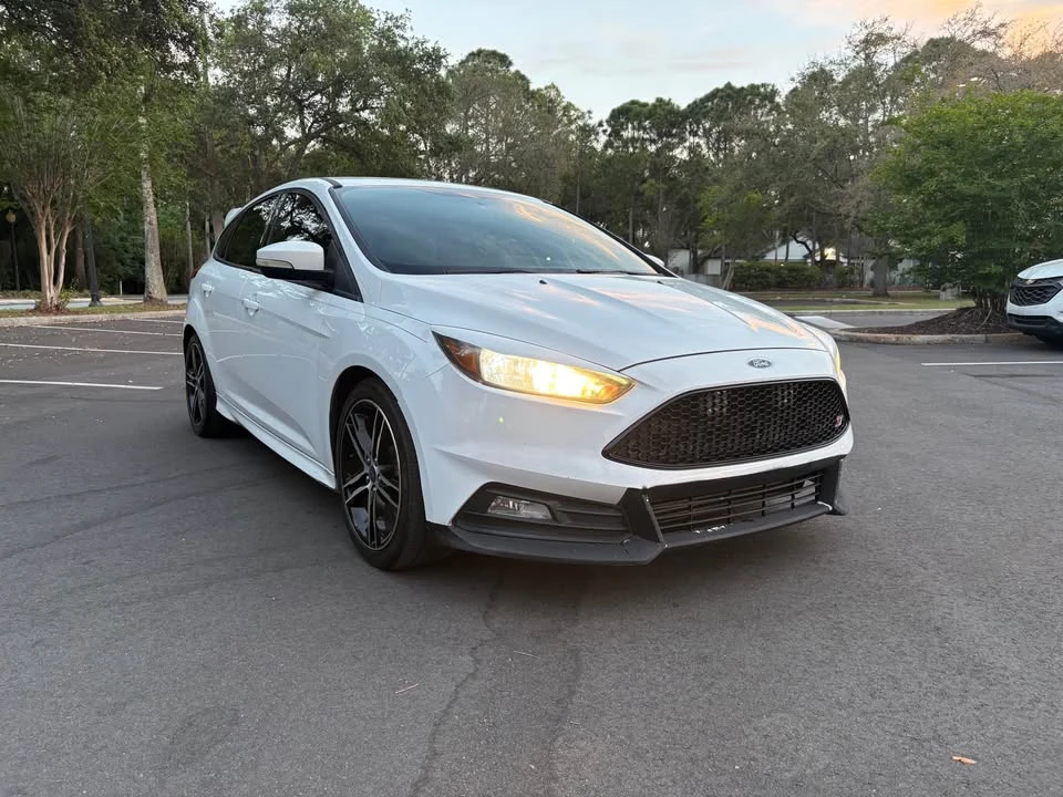 2015 Ford Focus ST 3rd Gen - Image 2 of 13